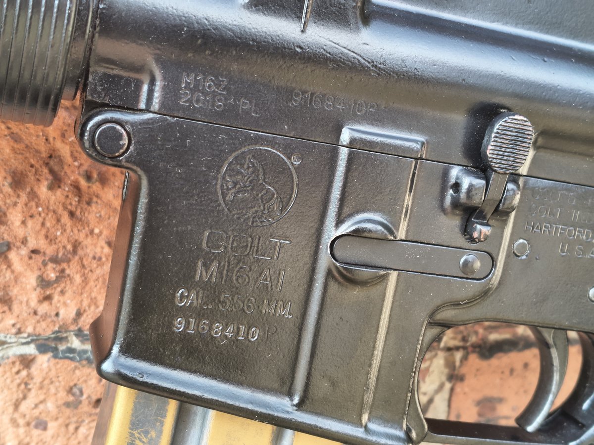 M16A1 kal. 5,56x45/.223 Rem - KOMIS