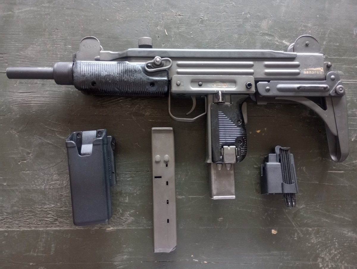 UZI 9x19 - KOMIS