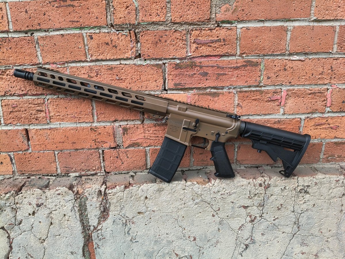 ST-15 semi auto kal. 5,56/223Rem FDE długość lufy 14,5"