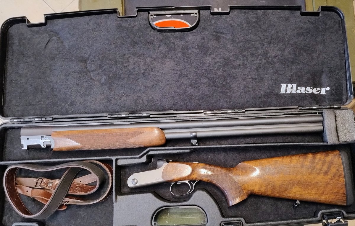 Bok Blaser F16 „Game” kal. 12/76 - KOMIS