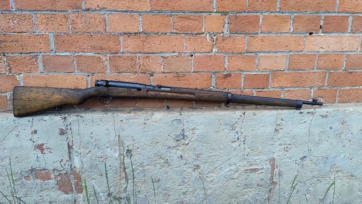 Arisaka type 38 (przekalibrowany przez chińczyków) kal. 8x57JS