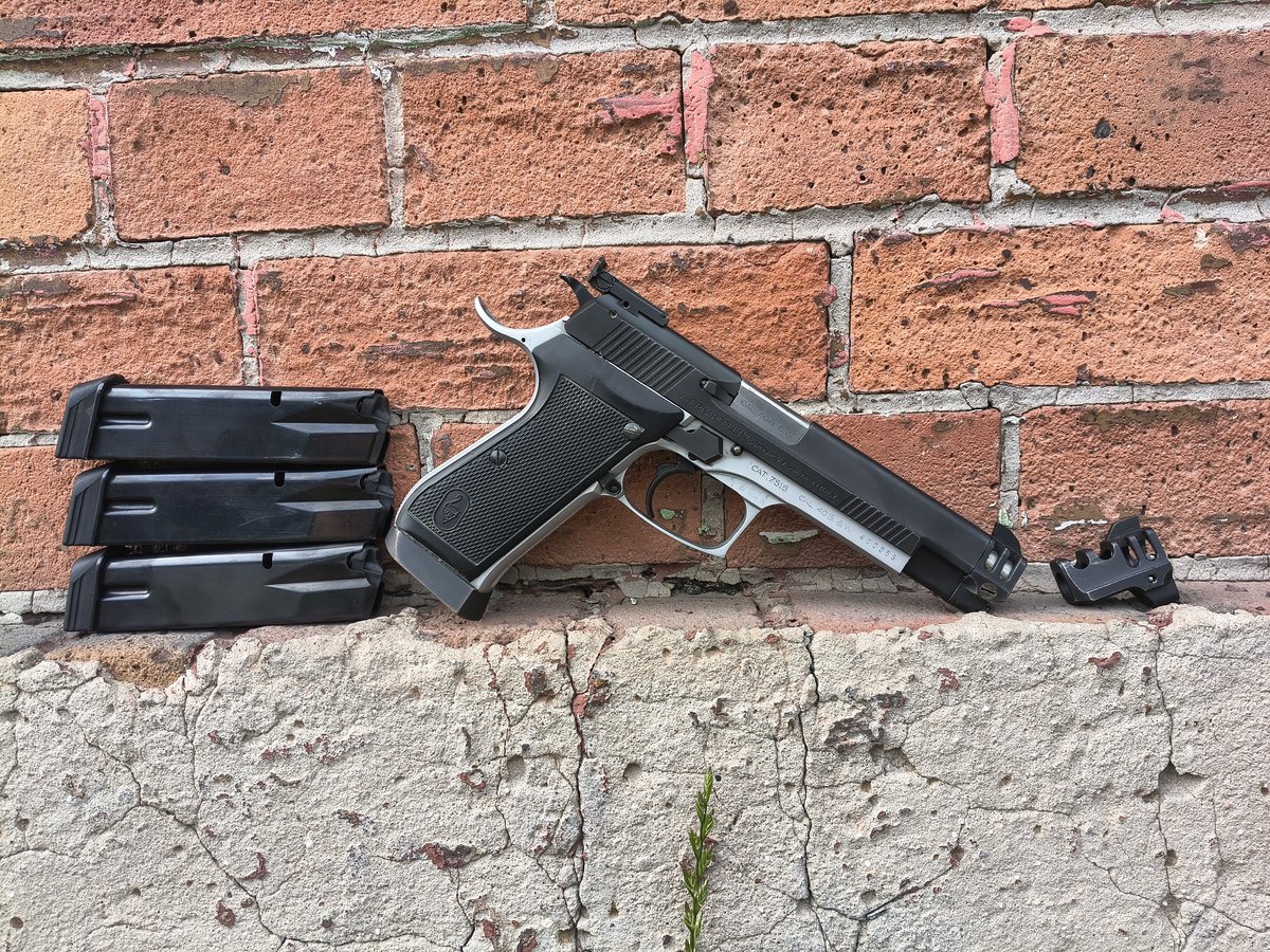 Bernardelli Practical VB 40S&W z kompletem