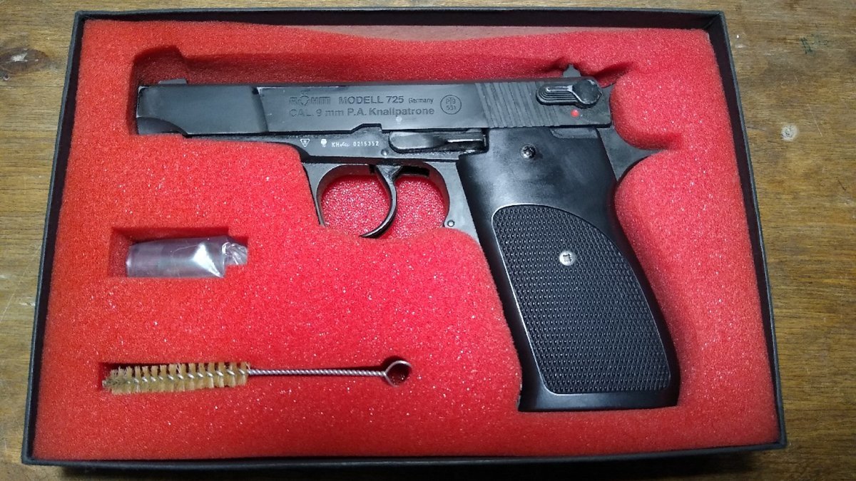 Pistolet gazowy Rohm RG-725