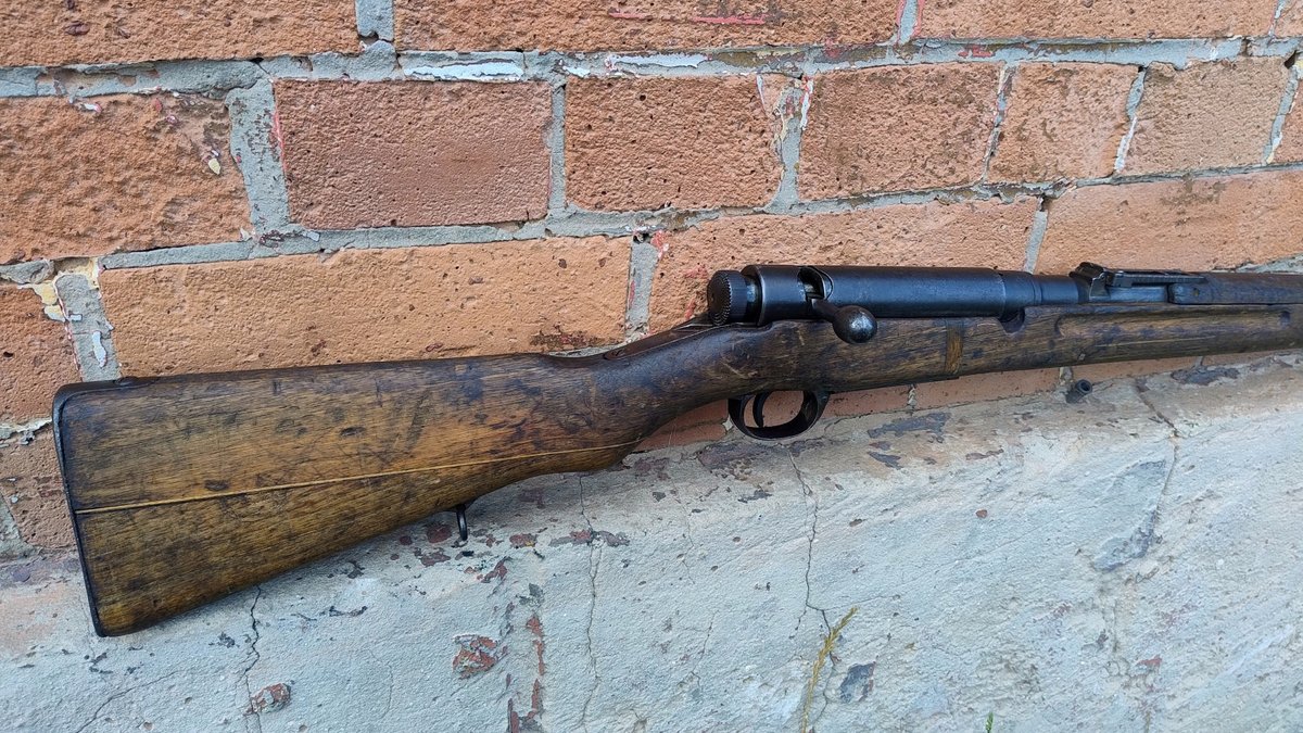Arisaka type 38 (przekalibrowany przez chińczyków) kal. 8x57JS