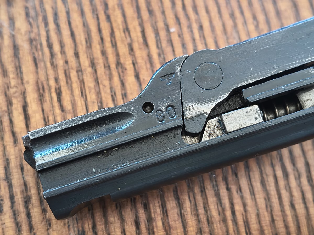 Luger P08 kal. 9x19 Mauser 42 1939r zgodny magazynek- KOMIS