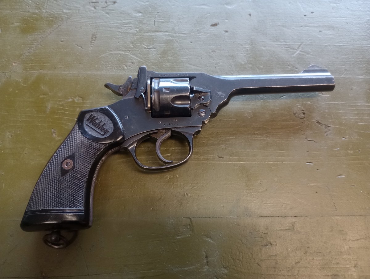 Webley Mark IV kal. 38 S&W nr 4