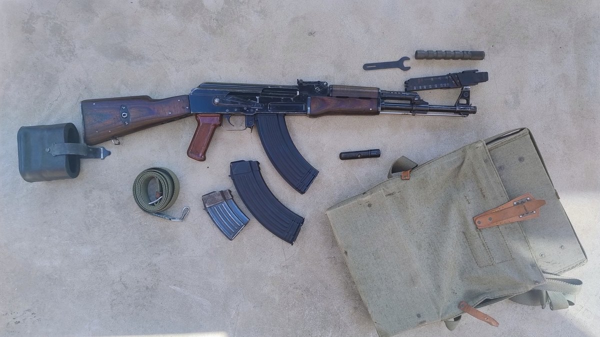 AK GN wz.60/72 kal. 7,62x39 - DESANTOWE