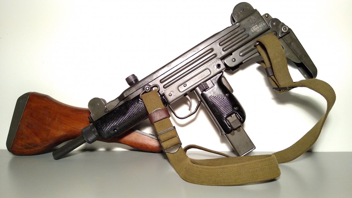 Pas nośny UZI