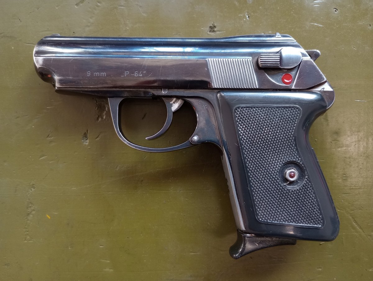 P-64 Czak kal. 9x18mm