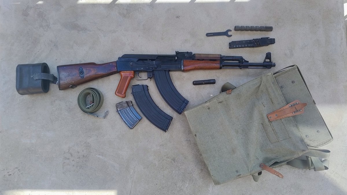 AK GN wz.60/72 kal. 7,62x39 - DESANTOWE
