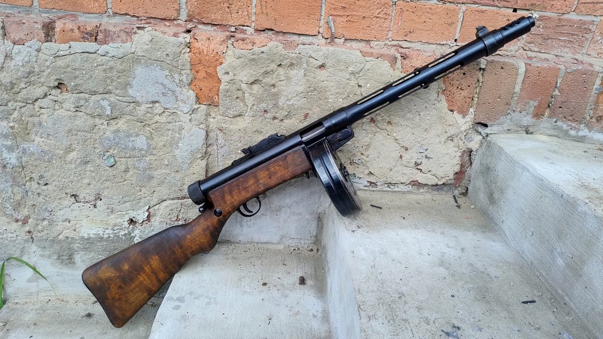Suomi KP/-31 kal. 9x19 - REZERWACJA
